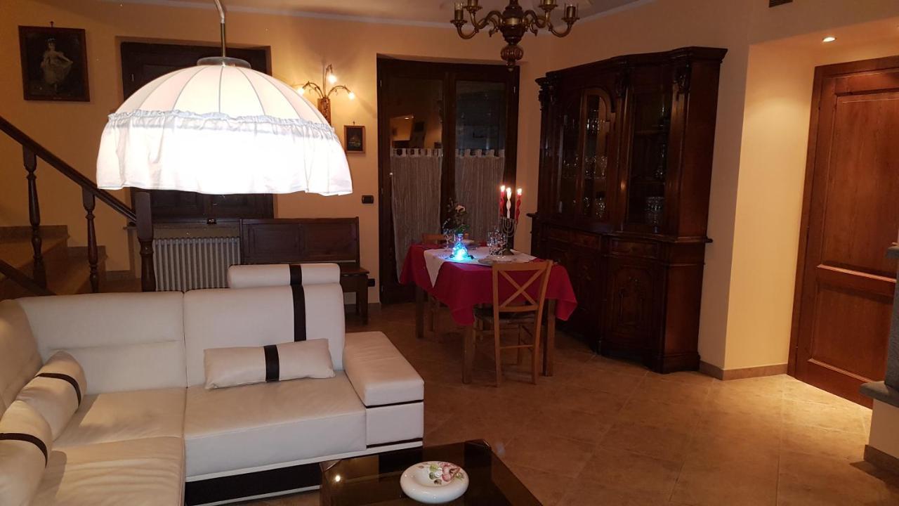 Il Riposo Del Guerriero Bed and Breakfast Corio Exteriör bild