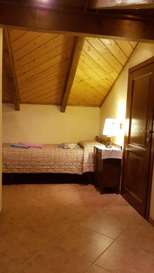 Il Riposo Del Guerriero Bed and Breakfast Corio Exteriör bild